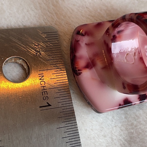 Vintage Lucite pink leopard ring sz9 - Picture 12 of 12